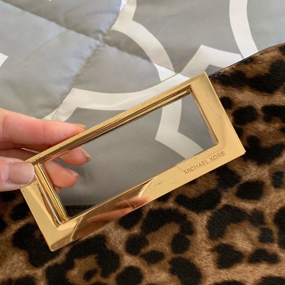 sOLD - Picture 6 of 8